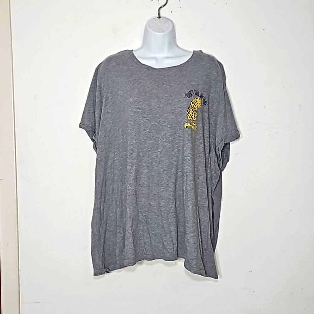 Torrid Relaxed Heather Gray Don’t Kill My Vibe with cheetah Tee Shirt 4x